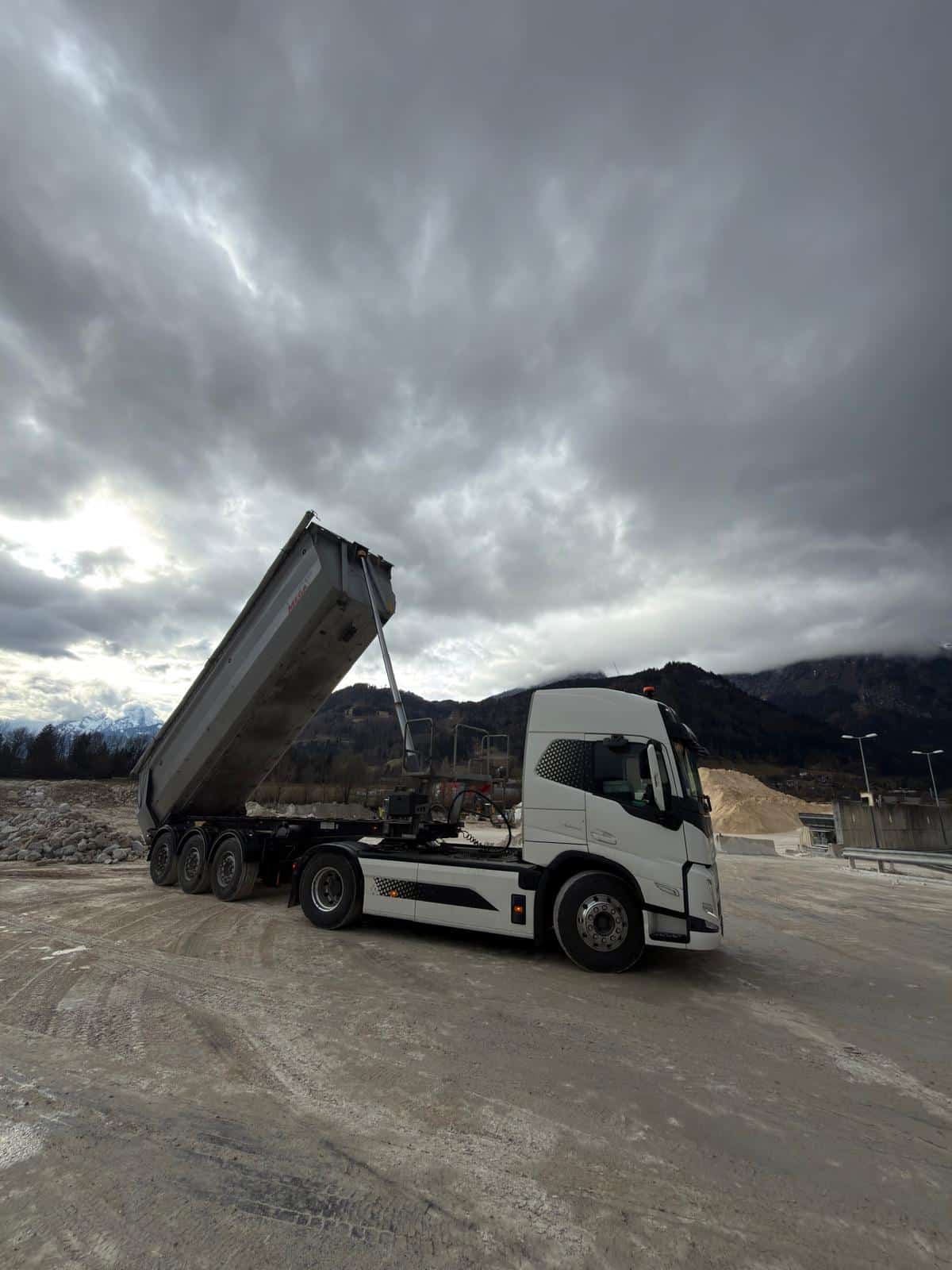 WhatsApp Image at ()